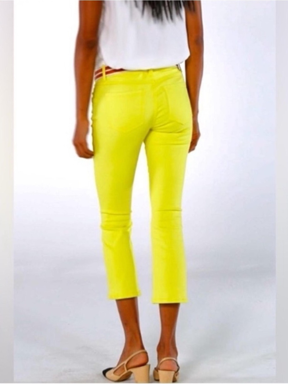 🌼 Cabi #6286 Sunny Yellow Kick Back Flare Jeans – Size 8